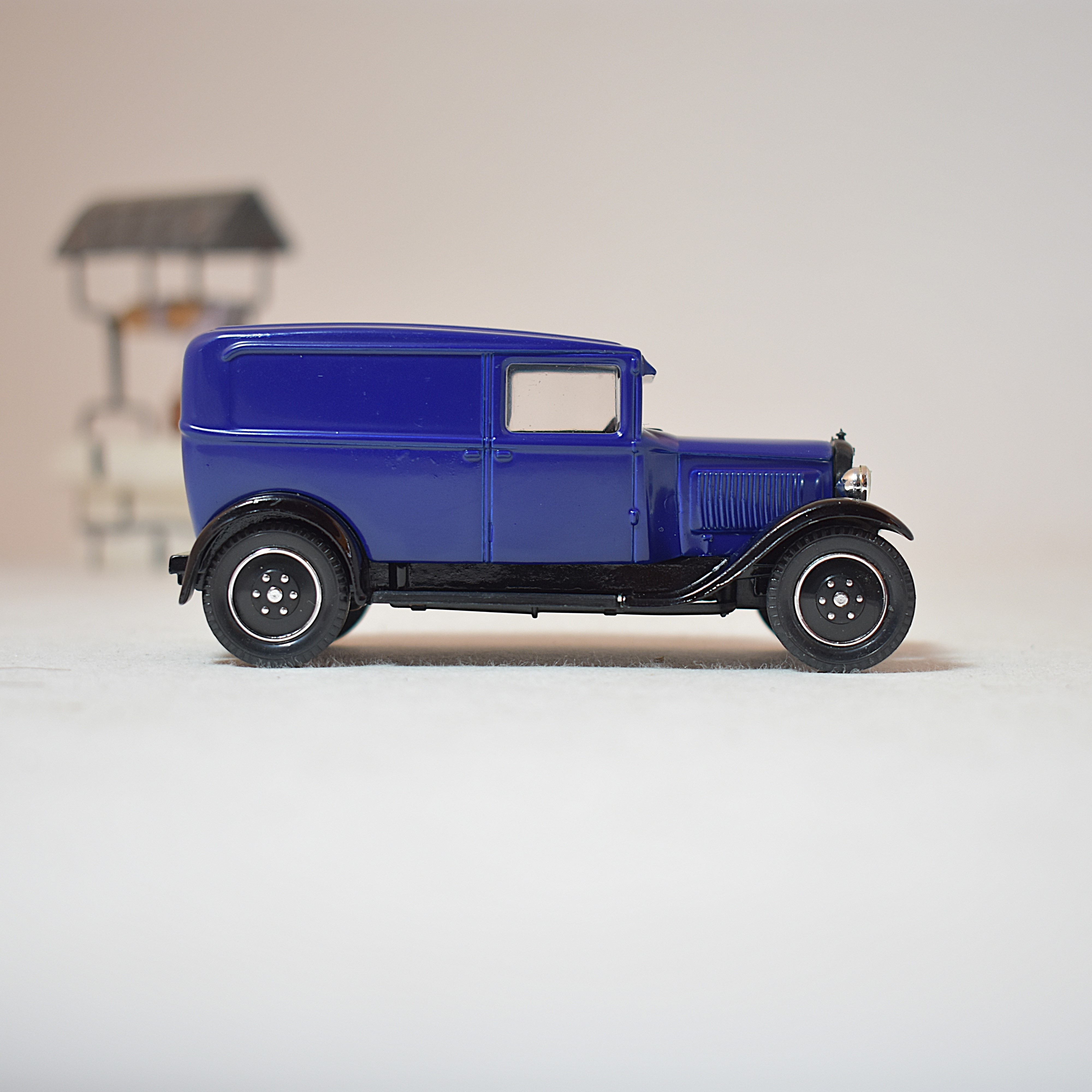 Solidi-made-in-china-1/43-09-81-CITRONR-C4F-1930 Très bon état - Vue 6 - 
